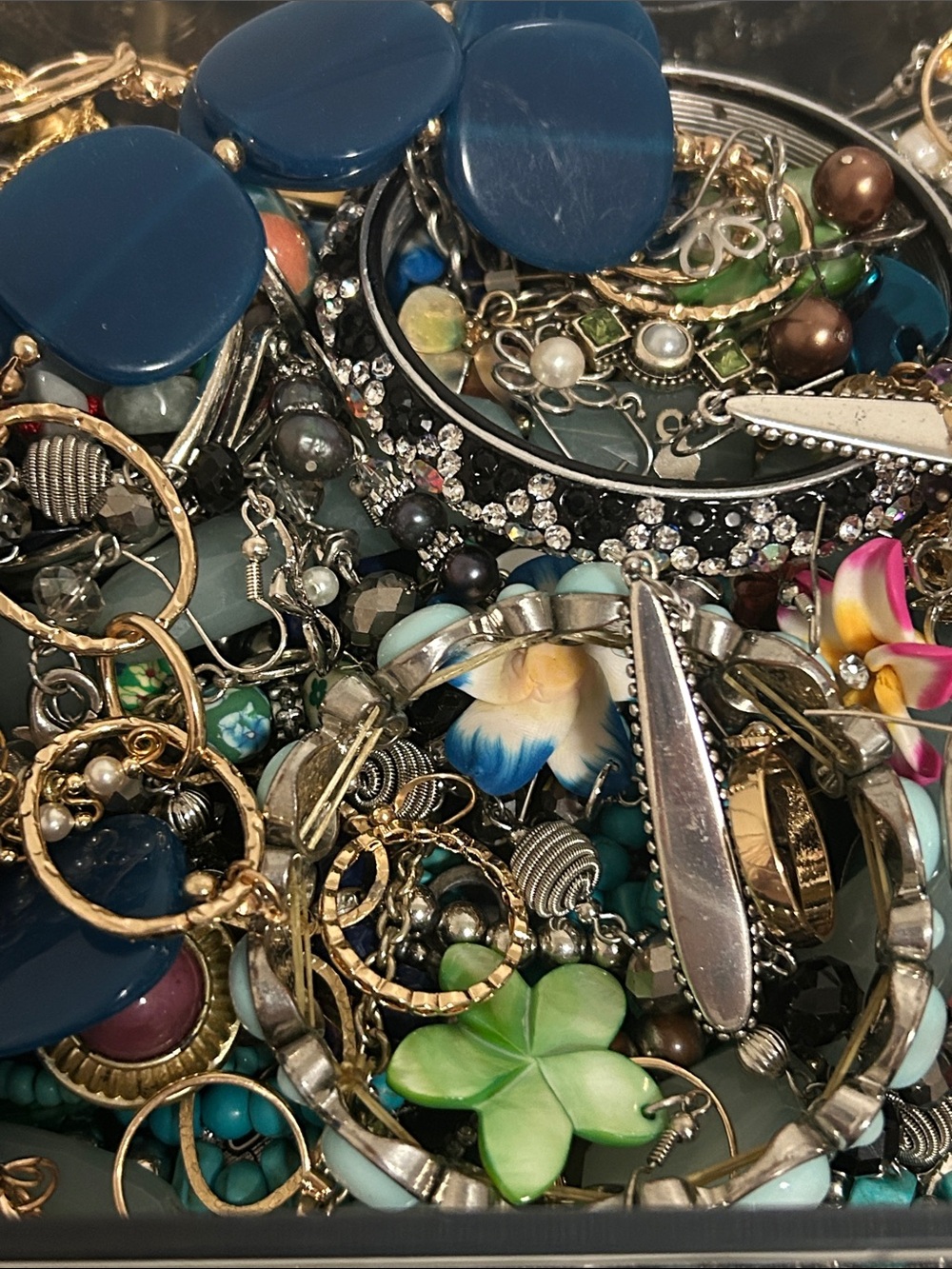 Mix jewelry lot - Picture 2 of 5